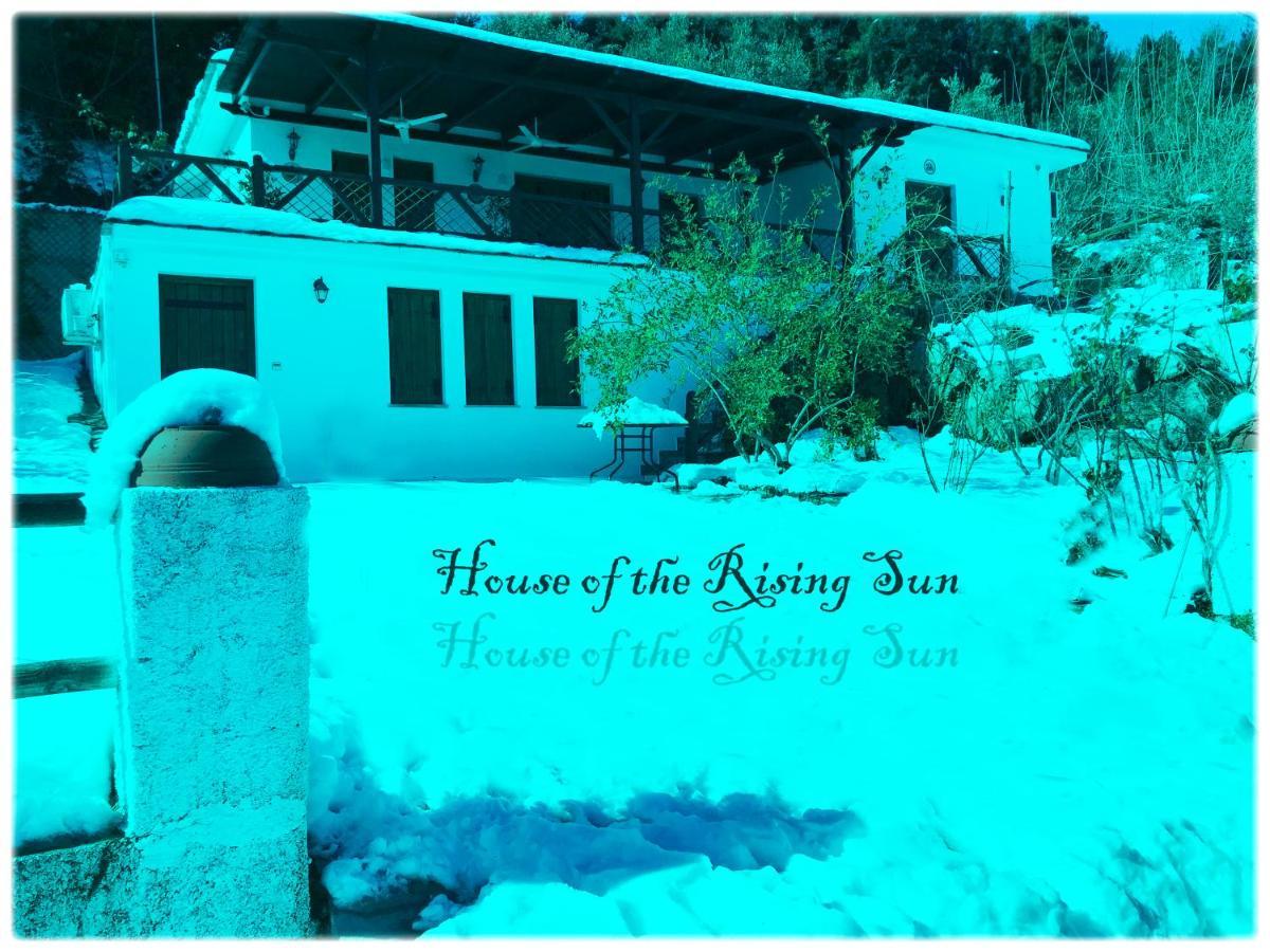 House Of The Rising Sun Villa Khorevtón Buitenkant foto